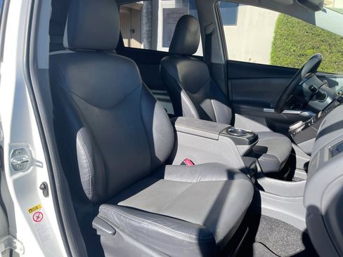 Used 2012 Toyota Prius V Five image 22