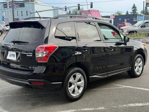 Used 2015 Subaru Forester 2.5i Limited AWD/4WD image 6