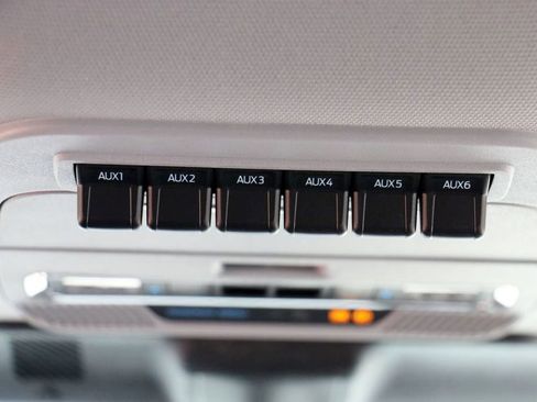 New 2026 Ford F250 Lariat w/ Black Appearance Package image 37