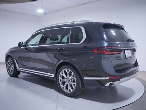 Used 2024 BMW X7 xDrive40i AWD/4WD image 3