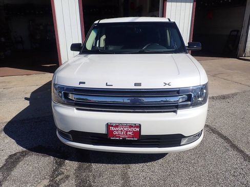 Used 2015 Ford Flex SEL w/ Equipment Group 202A AWD/4WD image 3