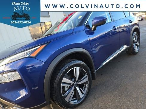 Used 2022 Nissan Rogue SL image 3