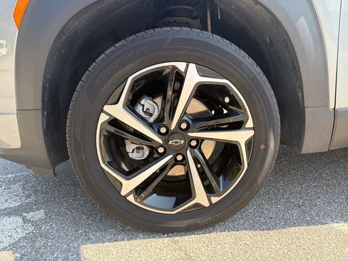 Used 2023 Chevrolet TrailBlazer RS AWD/4WD image 11