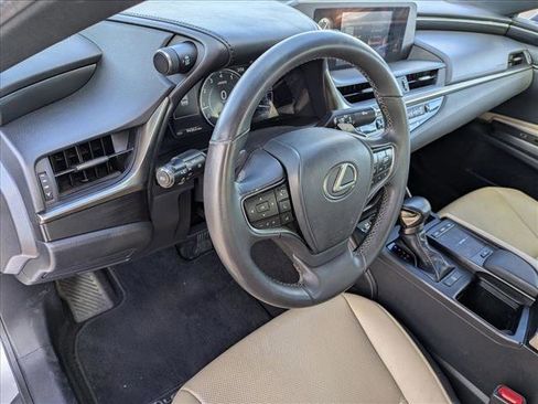 Used 2019 Lexus ES 350 w/ Accessory Package 2 FWD image 9