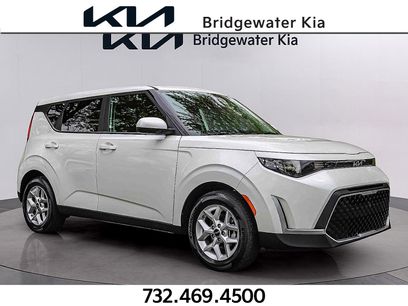 Certified 2025 Kia Soul LX w/ LX Technology Package