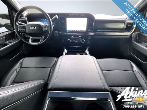 Used 2023 Ford F250 Lariat w/ Chrome Package image 8