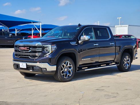 New 2026 GMC Sierra 1500 SLT AWD/4WD image 2