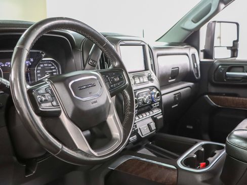 Used 2022 GMC Sierra 2500 Denali w/ Denali Ultimate Package AWD/4WD image 27