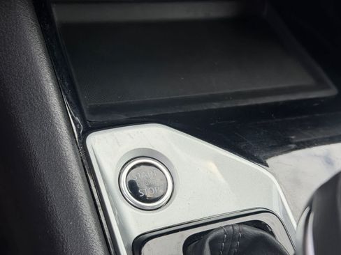 Used 2024 Nissan Altima 2.5 SV FWD image 30