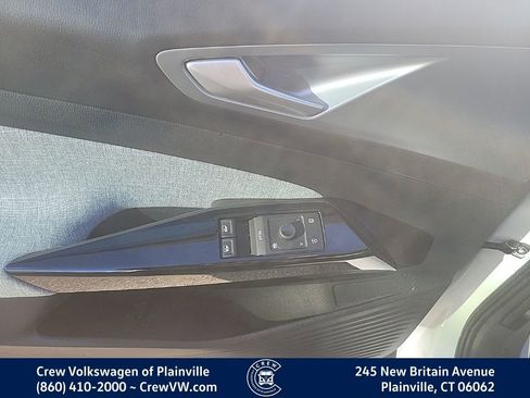 Certified 2023 Volkswagen ID.4 Pro image 38