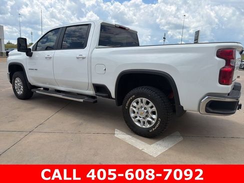 Used 2025 Chevrolet Silverado 2500 LT AWD/4WD image 5