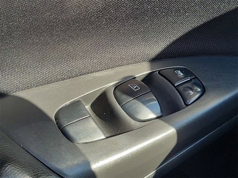 Used 2019 Nissan Sentra S w/ Appearance Package image 15