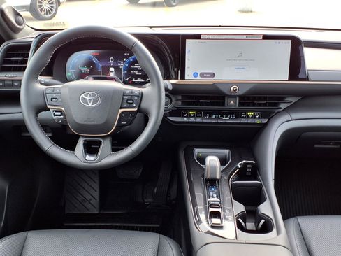 Certified 2026 Toyota Crown w/ Advanced Technology Package AWD/4WD image 12