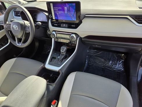 Certified 2025 Toyota RAV4 Limited w/ Advanced Technology Package image 18