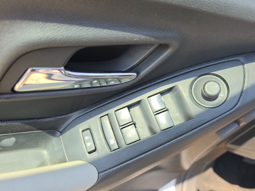Used 2020 Chevrolet Trax LS w/ Tint and Cruise Package FWD image 19