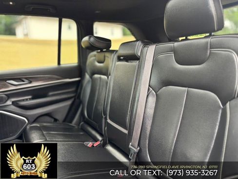 Used 2024 Jeep Grand Cherokee Limited 4xe AWD/4WD image 11