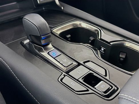 Used 2025 Lexus RX 350 Premium image 17