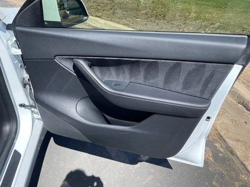 Used 2021 Tesla Model Y Performance AWD/4WD image 21