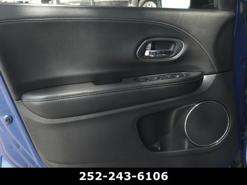 Used 2022 Honda HR-V EX-L image 28