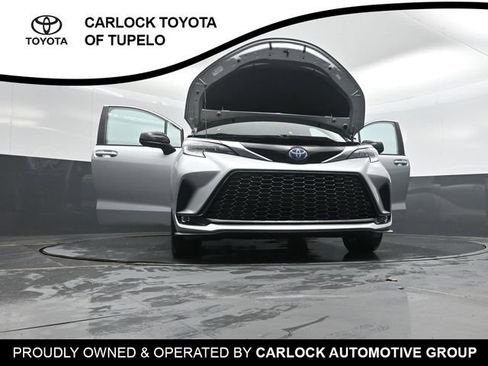 Used 2024 Toyota Sienna XSE w/ XSE Plus Package image 43