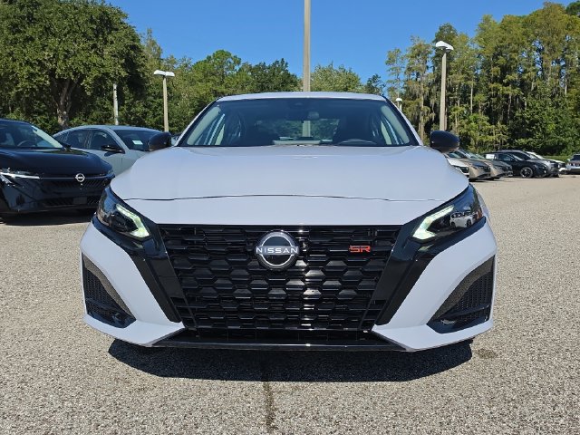 New 2026 Nissan Altima 2.5 SR w/ SR Premium Package FWD image 3