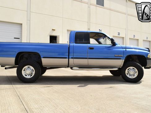 Used 1998 Dodge Ram 2500 Truck 4x4 Quad Cab image 5