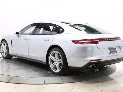 Used 2018 Porsche Panamera 4S Executive w/ Carbon Fiber Interior Package AWD/4WD image 64