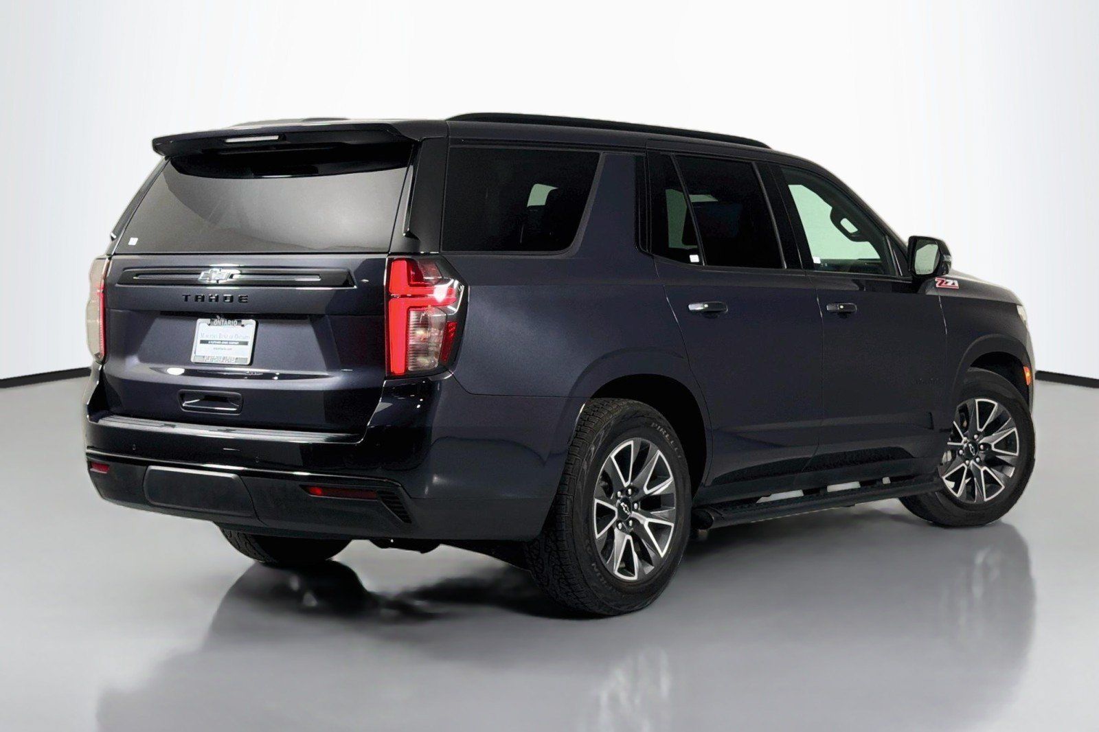 Used 2023 Chevrolet Tahoe Z71 w/ Z71 Off-Road Package AWD/4WD image 12