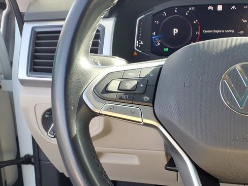 Used 2021 Volkswagen Atlas SEL Premium image 17