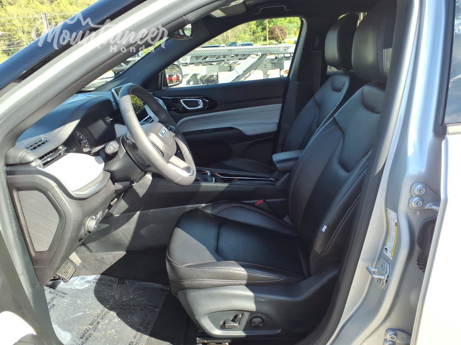 Used 2024 Jeep Compass Limited AWD/4WD image 14