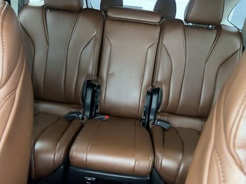 Used 2023 Acura MDX SH-AWD w/ Technology Package image 17