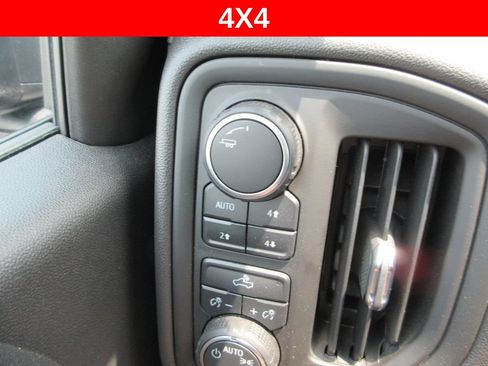 Used 2025 Chevrolet Silverado 1500 Custom Trail Boss AWD/4WD image 24