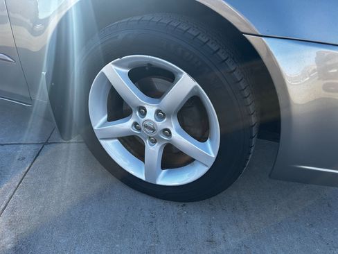 Used 2006 Nissan Altima 3.5 SE w/ (X01) Leather Pkg image 7