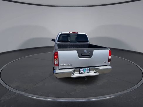 Used 2014 Nissan Frontier SV RWD image 7
