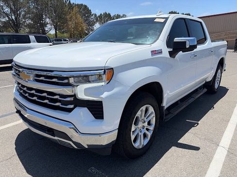 Used 2023 Chevrolet Silverado 1500 LTZ w/ LTZ Convenience Package II AWD/4WD image 3