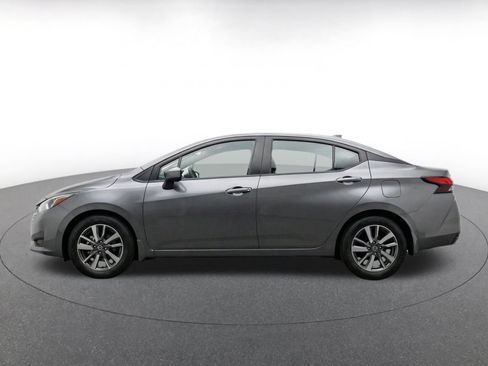 Used 2025 Nissan Versa SV FWD image 5