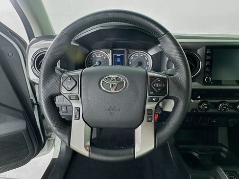 Used 2023 Toyota Tacoma SR5 w/ SR5 Appearance Package RWD image 11