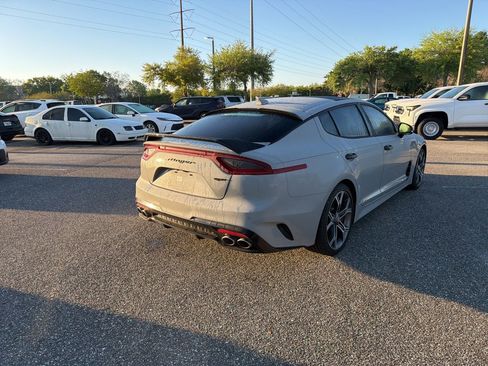Used 2019 Kia Stinger GT1 image 5