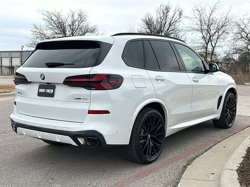New 2026 BMW X5 sDrive40i w/ M Sport Package image 8