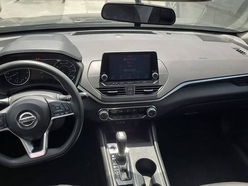 Used 2020 Nissan Altima 2.5 S FWD image 5