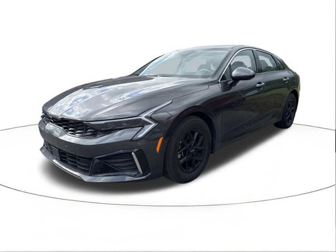 Used 2025 Kia K5 LXS FWD image 4