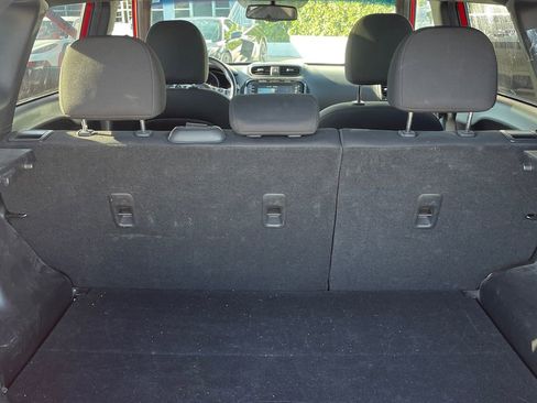 Used 2015 Kia Soul ! w/ Sun & Sound Package image 18