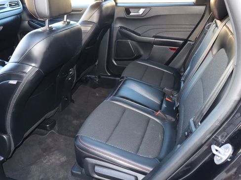 Used 2025 Ford Escape ST-Line AWD/4WD image 5