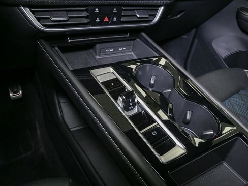 Used 2024 Volkswagen Atlas Cross Sport SEL Premium R-Line image 37