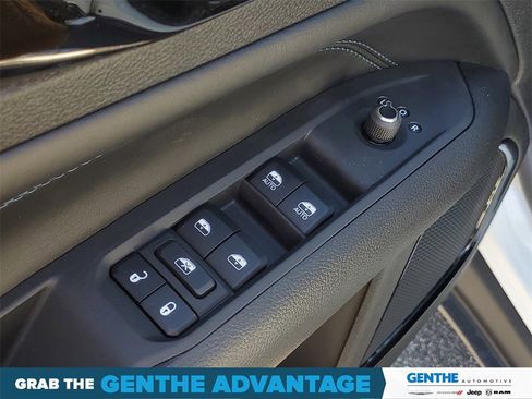 New 2026 Jeep Compass Limited image 12