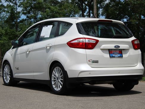 Used 2015 Ford C-MAX Energi SEL w/ Equipment Group 302A FWD image 5