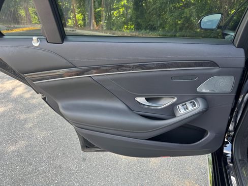 Used 2020 Mercedes-Benz S 63 AMG 4MATIC Sedan image 48