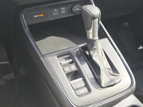 Certified 2025 Honda CR-V EX image 30