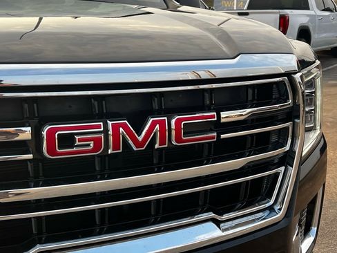 Used 2023 GMC Yukon SLT image 6