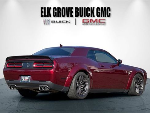 Used 2019 Dodge Challenger SRT Hellcat image 4